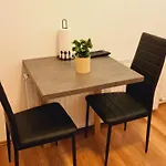 Heder Apartament *