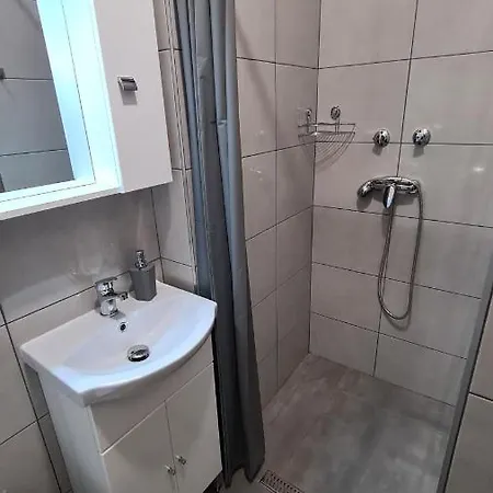 Héder Apartamento Balatonfenyves