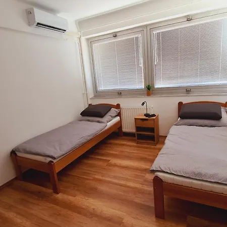 Heder Apartment *